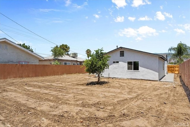 25415 Paloma Rd, San Bernardino, CA 92410 - view of fenced backyard