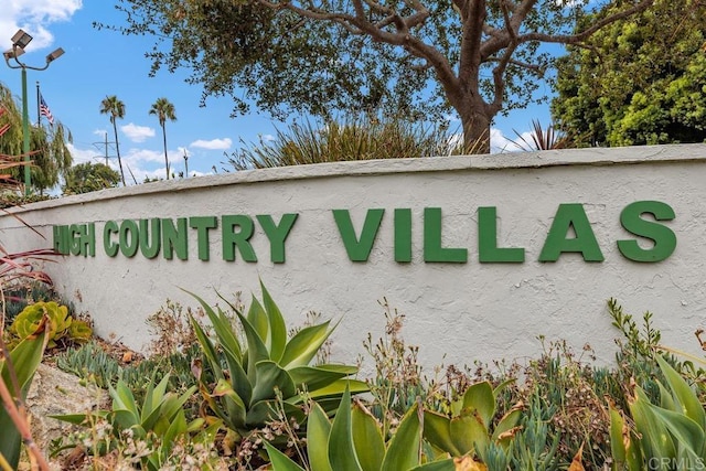 245 Fairlee Ln, Encinitas, CA 92024 - view of community sign