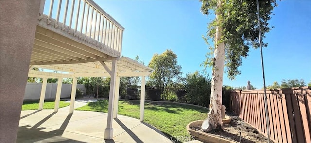 31864 Corte Montecito, Temecula, CA 92592 - fenced backyard featuring a patio area