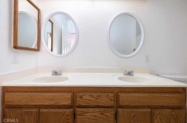 43920 Delgado Ct, Lancaster, CA 93535 - bathroom featuring double vanity