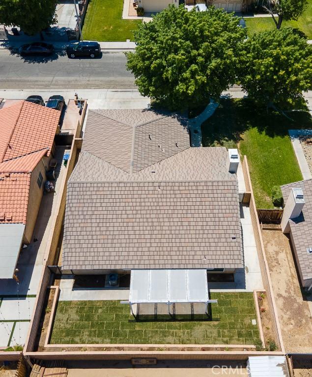 43920 Delgado Ct, Lancaster, CA 93535 - aerial view of property and surrounding area