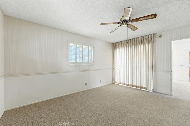 1181 Sandlewood Dr, Hemet, CA 92543 - carpeted spare room with a ceiling fan, a textured ceiling, and a smoke detector