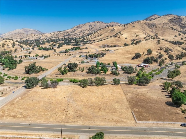 5770 Elwood, Sanger, CA 93657