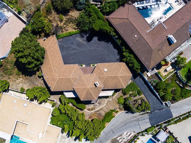 3311 Crownview Dr, Rancho Palos Verdes, CA 90275 - aerial overview of property's location with a pool
