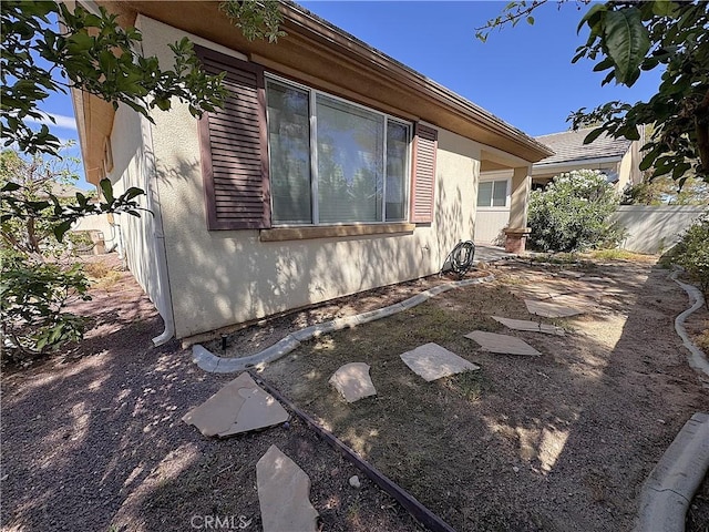 11115 Sun River Ct, Apple Valley, CA 92308 - view of side of property