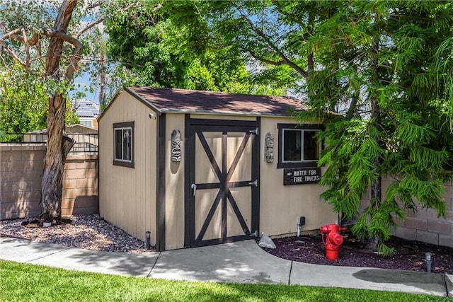 5829 Zapata Pl, Rancho Cucamonga, CA 91737 - view of shed