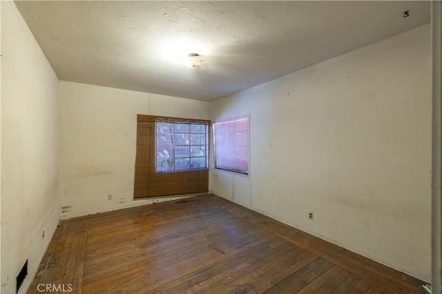 3142 Keith Ave, Castro Valley, CA 94546 - empty room featuring hardwood / wood-style floors
