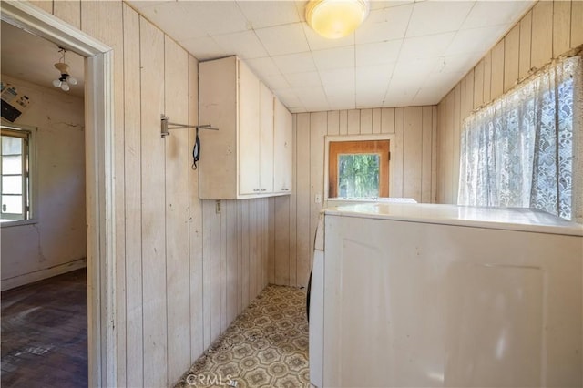 3142 Keith Ave, Castro Valley, CA 94546 - bathroom featuring wood walls