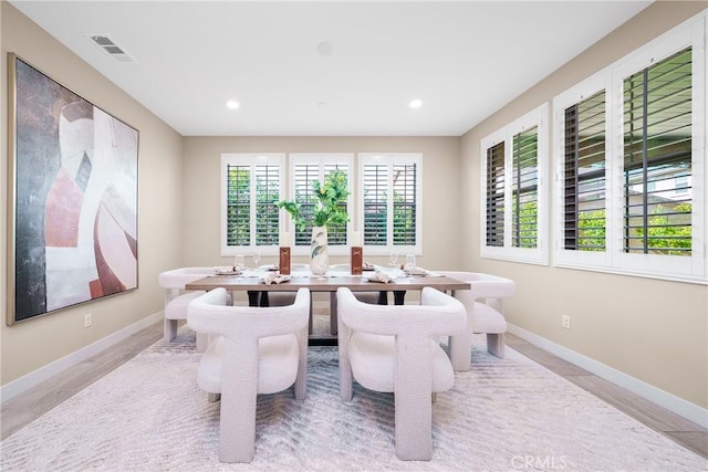 111 Spoke, Irvine, CA 92618 - dining room with recessed lighting