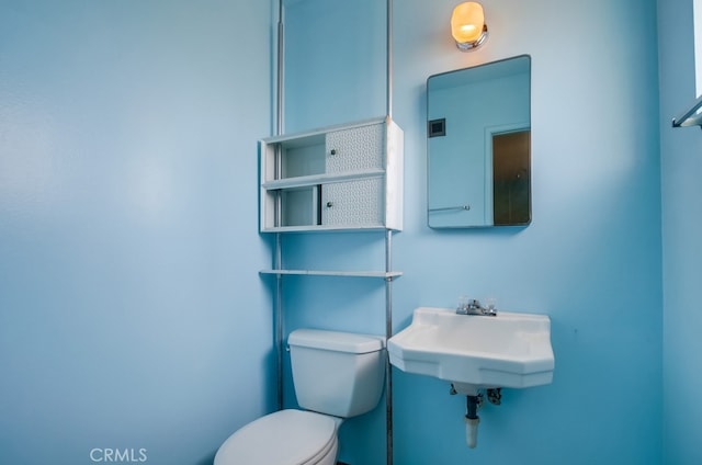 1361 Monterey Ct, Chula Vista, CA 91911 - half bath featuring toilet and a sink