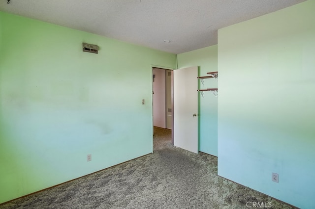 1361 Monterey Ct, Chula Vista, CA 91911 - spare room with carpet flooring and a textured ceiling