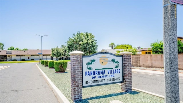 1181 W Westmont Ave, Hemet, CA 92543 - view of community / neighborhood sign