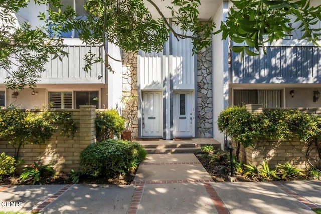 4804 La Villa Marina Unit J, Marina Del Rey, CA 90292 - doorway to property