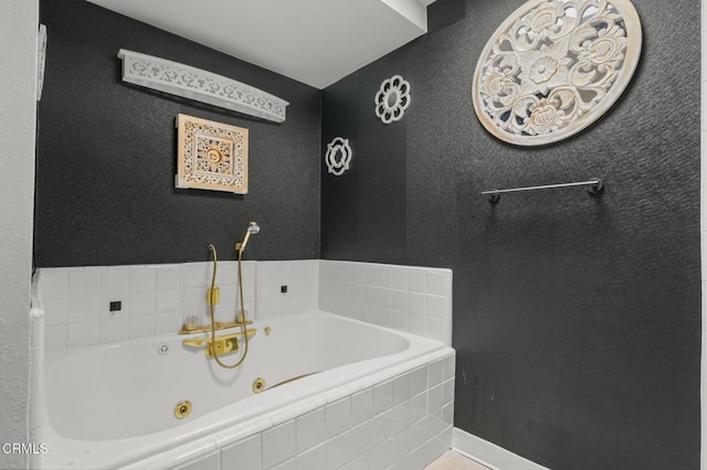 4804 La Villa Marina Unit J, Marina Del Rey, CA 90292 - full bath featuring a tub with jets