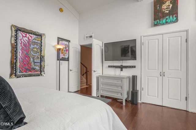 4804 La Villa Marina Unit J, Marina Del Rey, CA 90292 - bedroom with wood finished floors and a closet