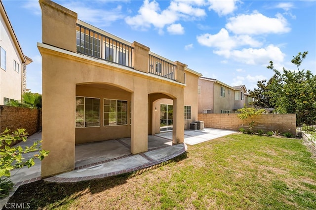 3959 Grandview Dr, Brea, CA 92823 - back of property with a balcony, a patio, stucco siding, and a residential view