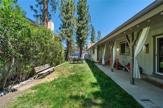 310 Teakwood Dr, Big Bear Lake, CA 92315 - view of yard featuring a patio area
