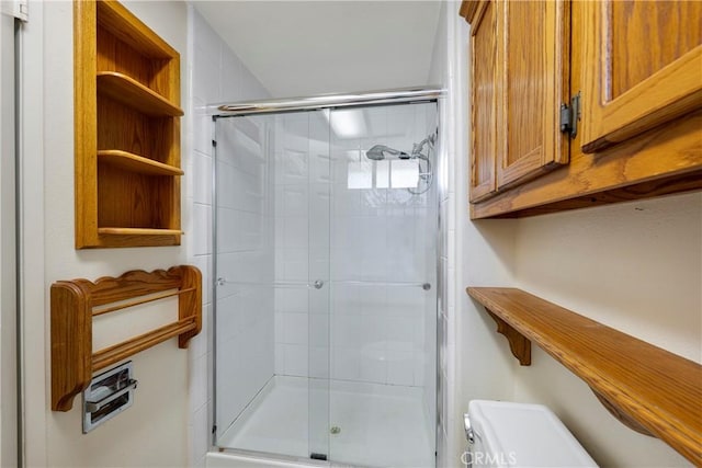 5347 E Bergh Dr, Anaheim Hills, CA 92807 - full bathroom with a shower stall