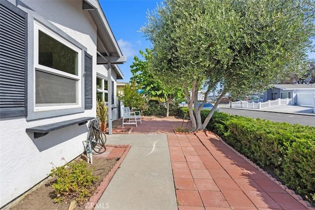3746 Balboa Dr, Oceanside, CA 92056 - view of patio / terrace