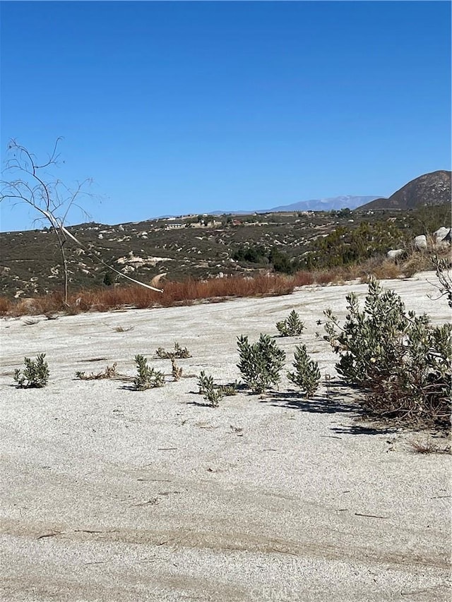 1718 Milpas Rd, Hemet, CA 92544