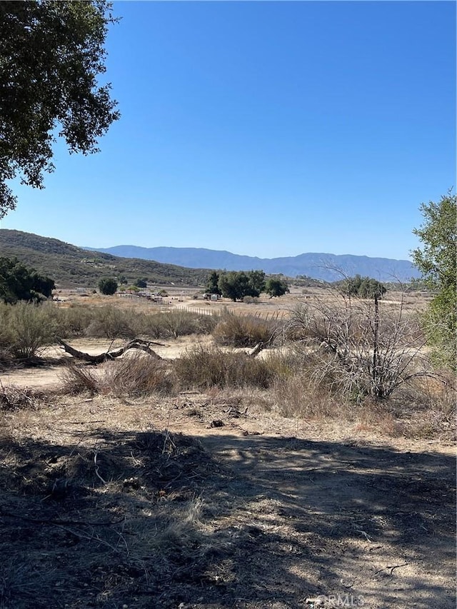 1718 Milpas Rd, Hemet, CA 92544