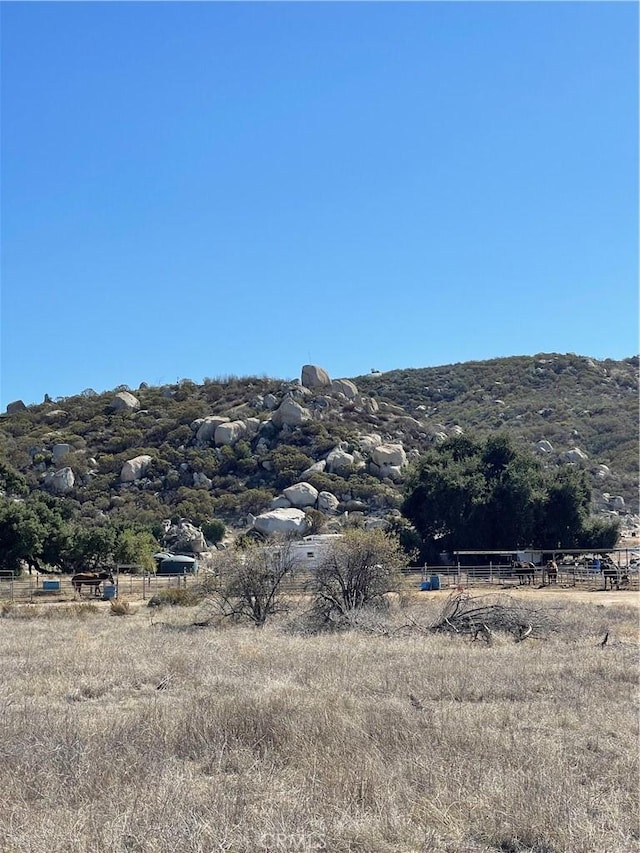 1718 Milpas Rd, Hemet, CA 92544