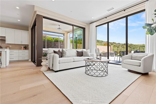128 Tomahawk, Irvine, CA 92618 - photo 14