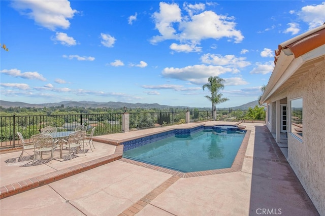 2039 Channelford Rd, Westlake Village, CA 91361 - view of pool featuring a mountain view, a pool with connected hot tub, and a patio area