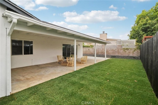4203 Tolowa St, San Diego, CA 92117 - fenced backyard with a patio area