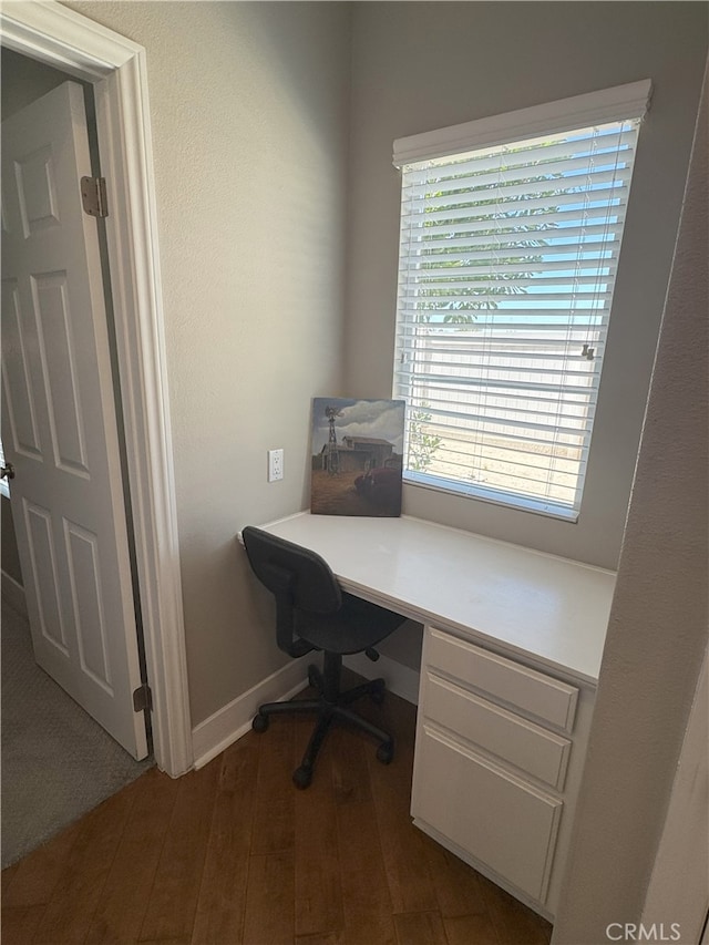 896 Poppyseed Way, Hemet, CA 92545 - office space with dark wood-type flooring and built in desk
