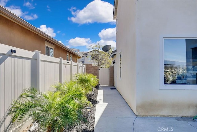 35212 Smith Ave, Beaumont, CA 92223 - view of side of home with stucco siding