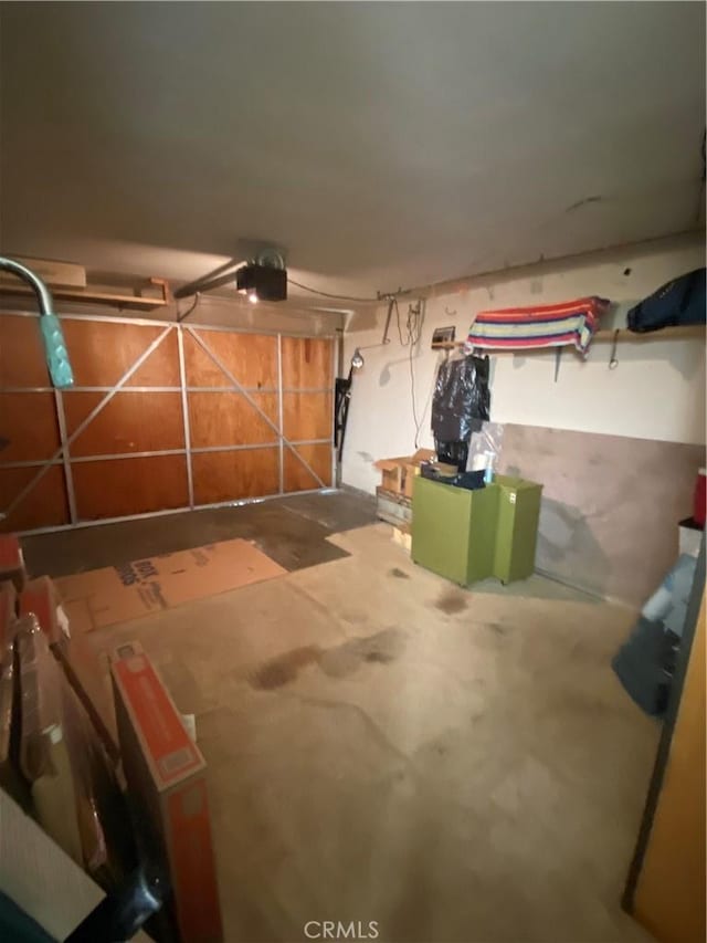 135 28th St, Hermosa Beach, CA 90254 - view of garage