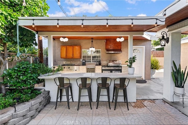 2901 Huston St, Pomona, CA 91767 - view of patio with an outdoor kitchen
