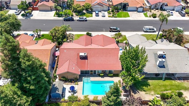 1115 Chennault Ave, Clovis, CA 93611 - aerial view of residential area with a pool area