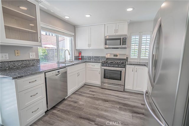 26506 Strambino Ct, Valencia, CA 91355 - photo 2