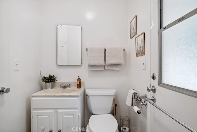 4241 Kingfisher Rd, Calabasas, CA 91302 - bathroom with vanity and toilet