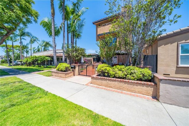 708 Main St, Huntington Beach, CA 92648 - photo 5