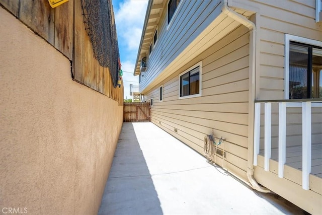 1232 10th St, Los Osos, CA 93402 - view of side of home
