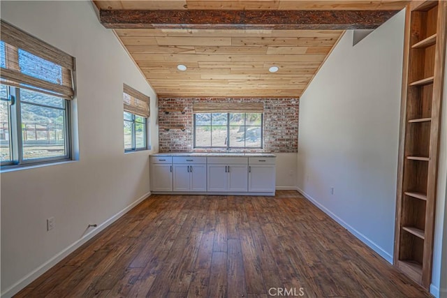 29701 Jackson St, Castaic, CA 91384 - unfurnished room with dark wood finished floors and baseboards