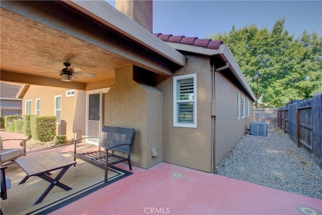 1320 Fairway Dr, Atwater, CA 95301 - fenced backyard with ceiling fan and a patio area