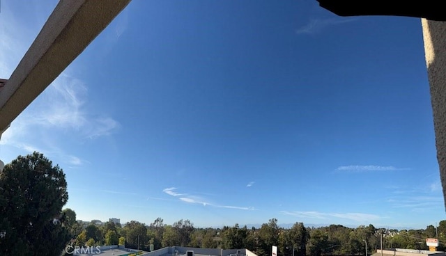 3120 Sepulveda Blvd Unit 409, Torrance, CA 90505 - view of yard with a forest view