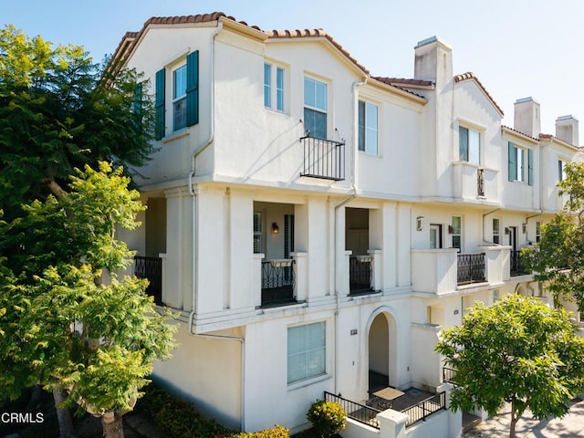 104 W Santa Clara St, Ventura, CA 93001 - view of building exterior