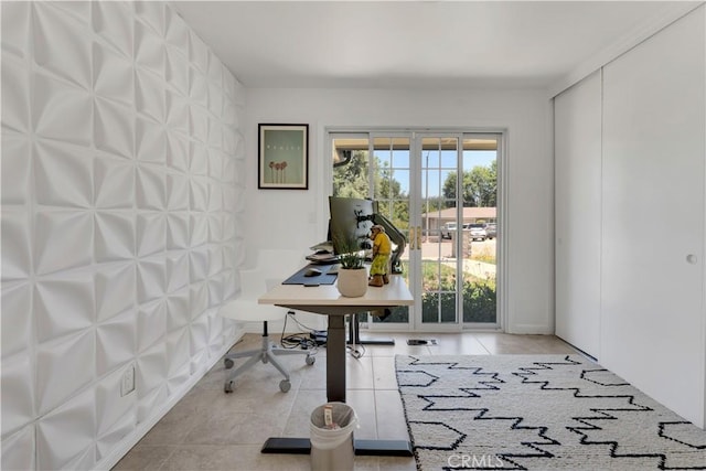 406 Eucalyptus Dr, Redlands, CA 92373 - view of tiled office space