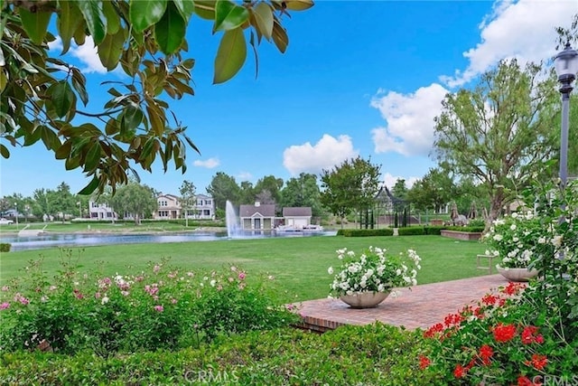 39877 Worthington Pl, Temecula, CA 92591 - view of home's community with a water view and a yard