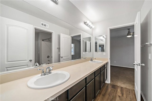 37398 Paseo Violeta Unit 75, Murrieta, CA 92563 - full bath featuring double vanity, wood finished floors, and a ceiling fan