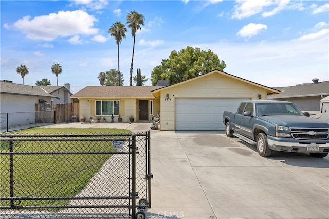 1911 W Vine St, Visalia, CA 93277 - photo 1