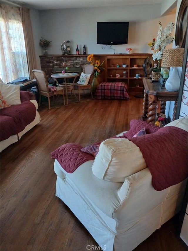 25521 17th St, San Bernardino, CA 92404 - living room featuring wood finished floors