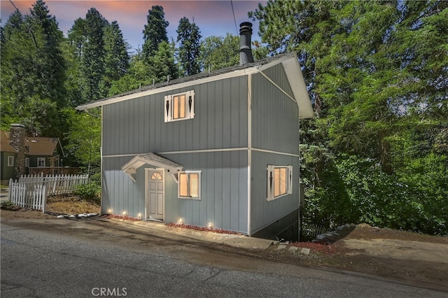 776 Lords Ln, Lake Arrowhead, CA 92352 - view of front of home