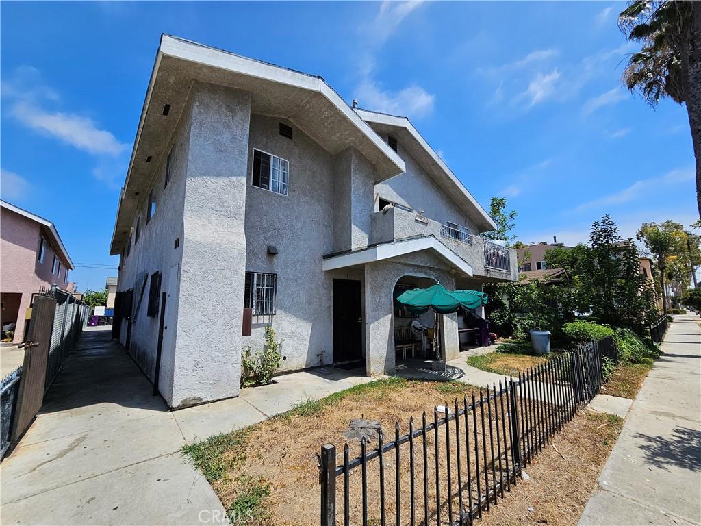 1426 Rose Ave, Long Beach, CA 90813 - photo 1