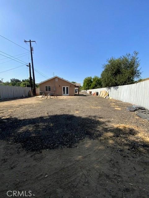 840 W 27th St, San Bernardino, CA 92405 - view of yard